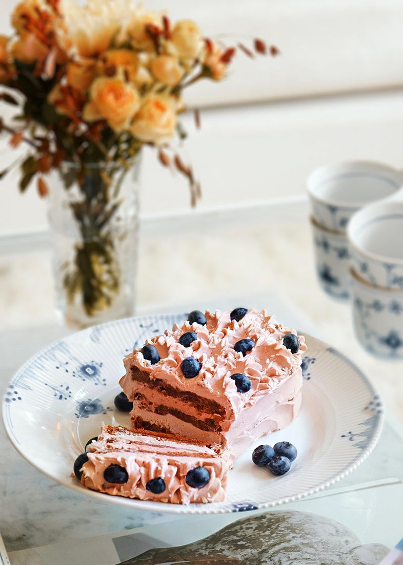 Healthy chocolate cake with coconut cream no added sugar.